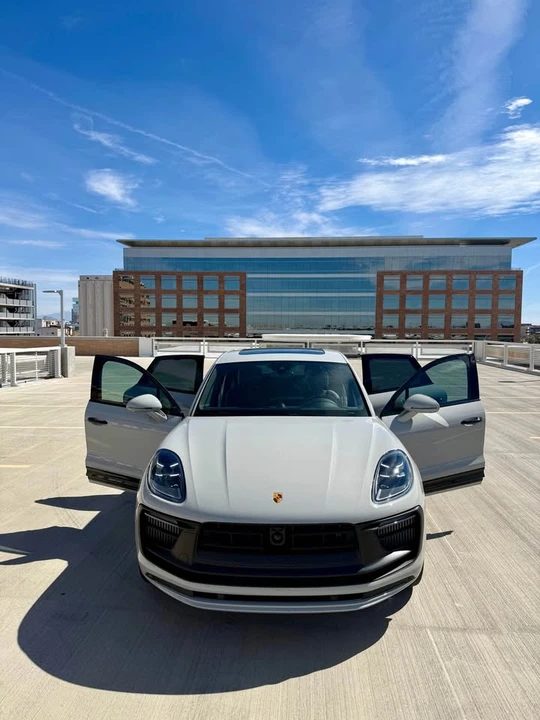 2022 Porsche Macan GTS - Image 8 of 19
