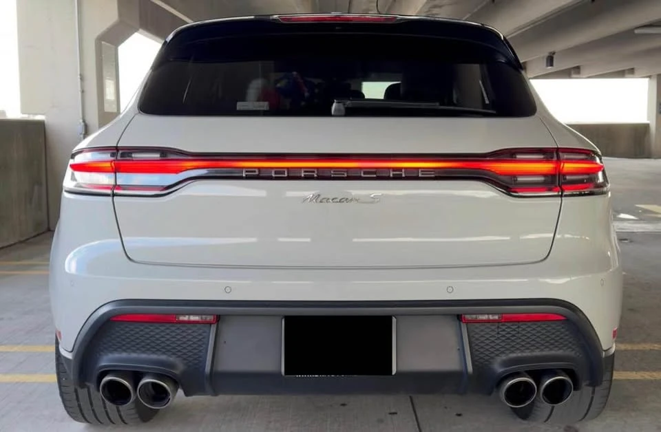 2022 Porsche Macan S - Image 10 of 14