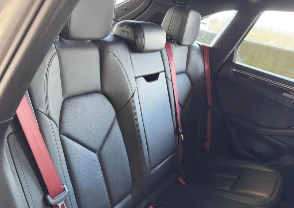 2022 Porsche Macan S - Image 13 of 14