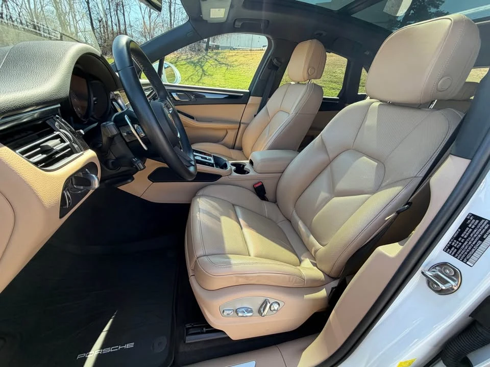 2022 Porsche Macan S - Image 13 of 19