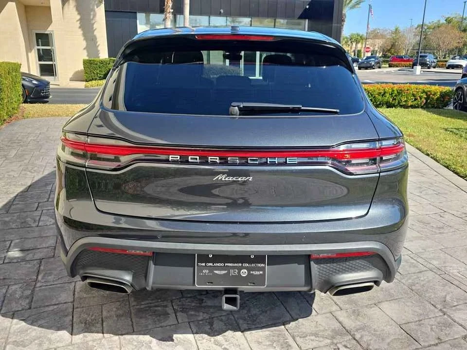 2022 Porsche Macan - Image 6 of 13