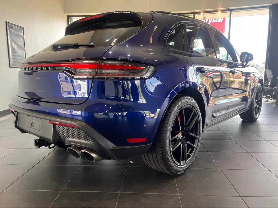 2022 Porsche Macan T - Image 6 of 18