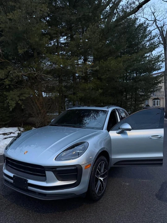 2022 Porsche Macan T - Image 6 of 13