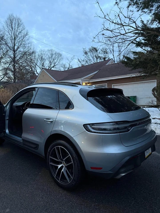 2022 Porsche Macan T - Image 9 of 13