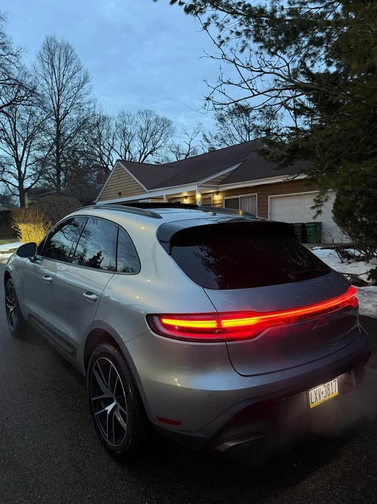 2022 Porsche Macan T - Image 4 of 13