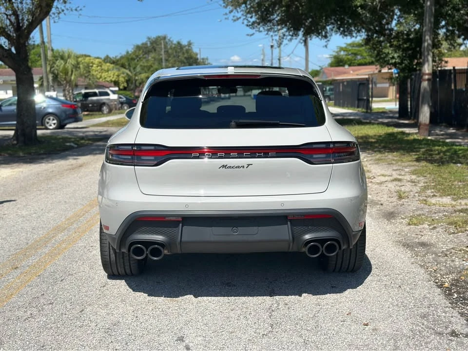2022 Porsche Macan T - Image 5 of 12