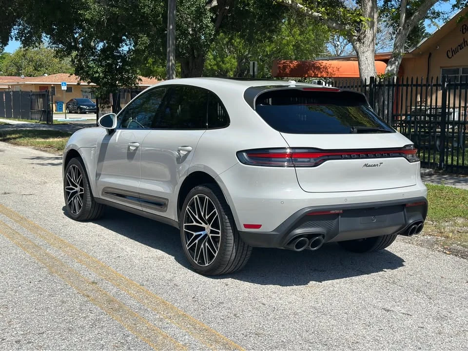 2022 Porsche Macan T - Image 6 of 12