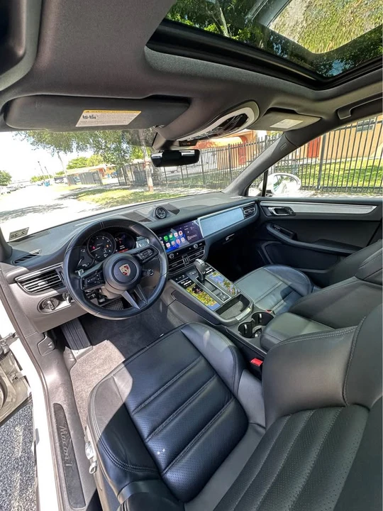 2022 Porsche Macan T - Image 8 of 12
