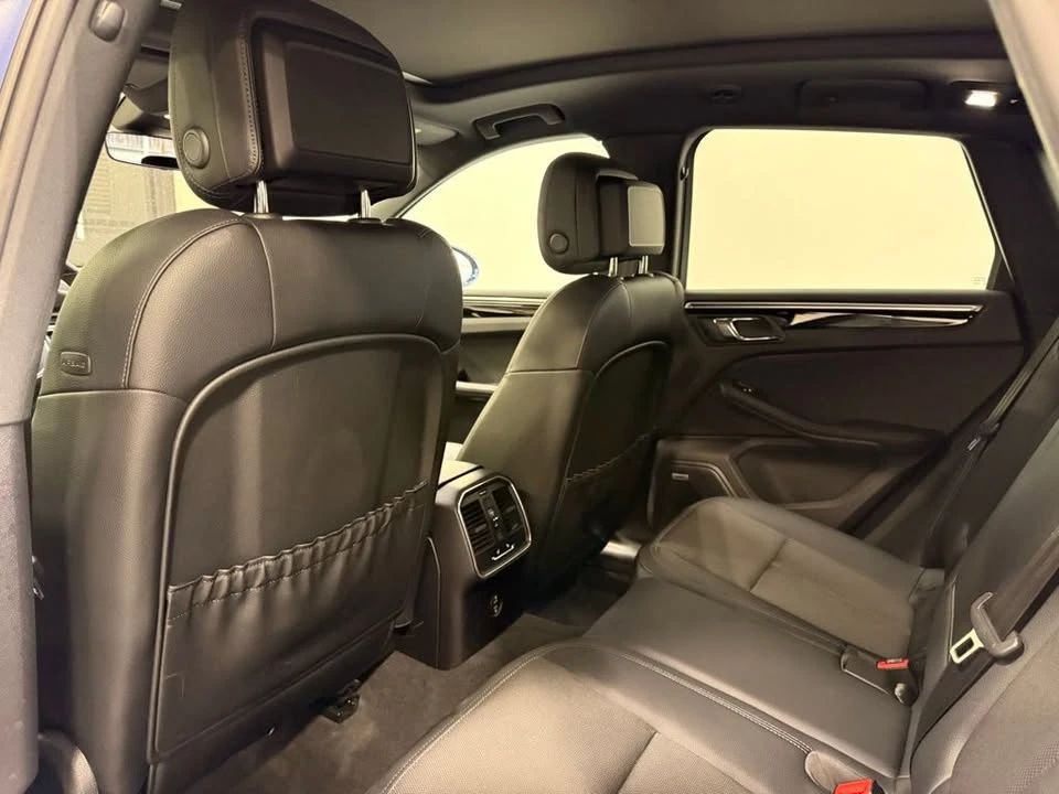 2022 Porsche Macan Turbo - Image 20 of 20