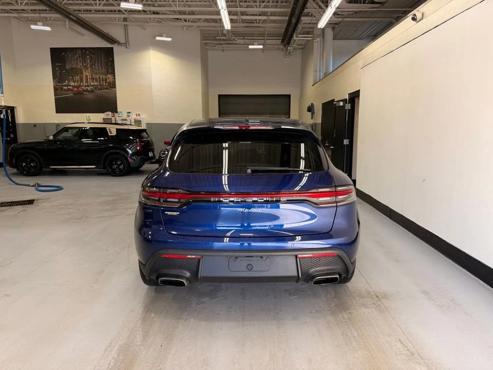 2022 Porsche Macan Turbo - Image 4 of 20