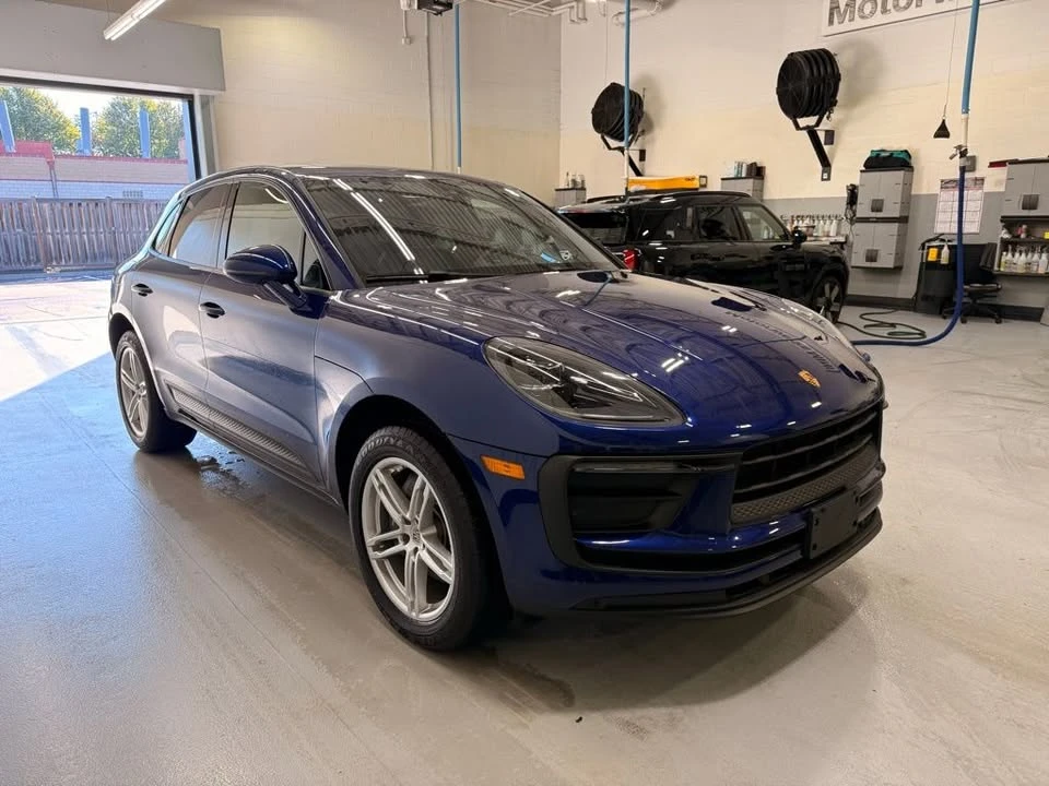 2022 Porsche Macan Turbo - Image 8 of 20