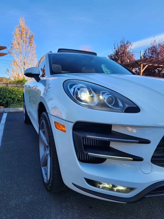 2016 Porsche Macan Turbo - Image 7 of 20