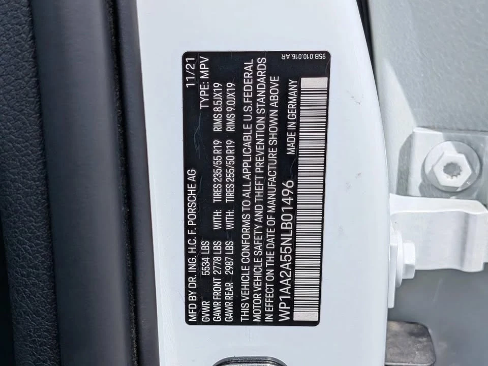 2022 Porsche Macan - Image 20 of 20