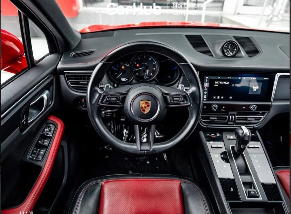2022 Porsche Macan - Image 9 of 16