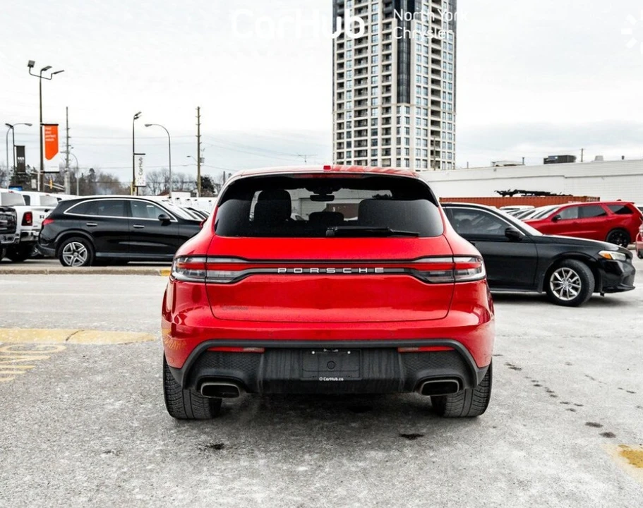 2022 Porsche Macan - Image 4 of 16