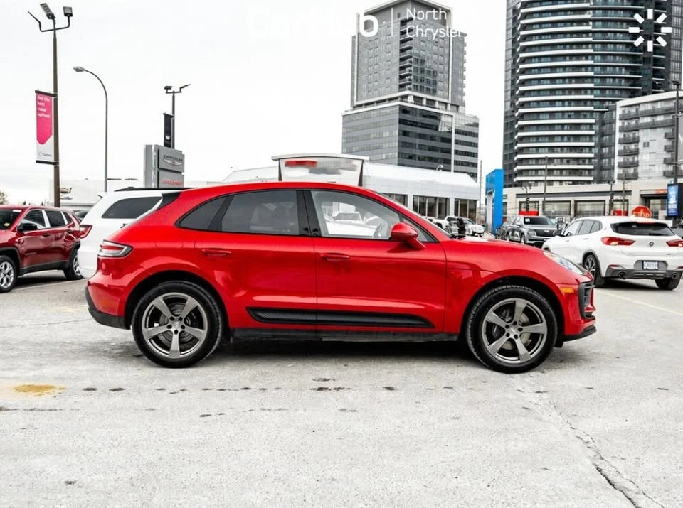 2022 Porsche Macan - Image 3 of 16