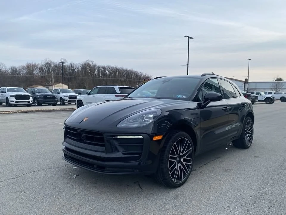 2022 Porsche Macan - Image 5 of 20