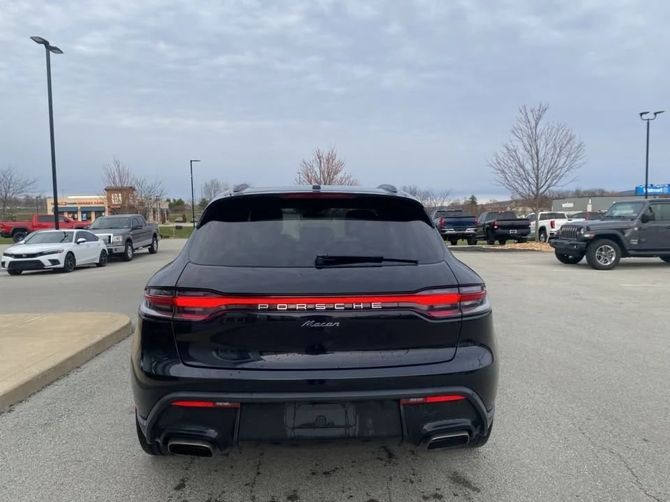 2022 Porsche Macan - Image 5 of 20