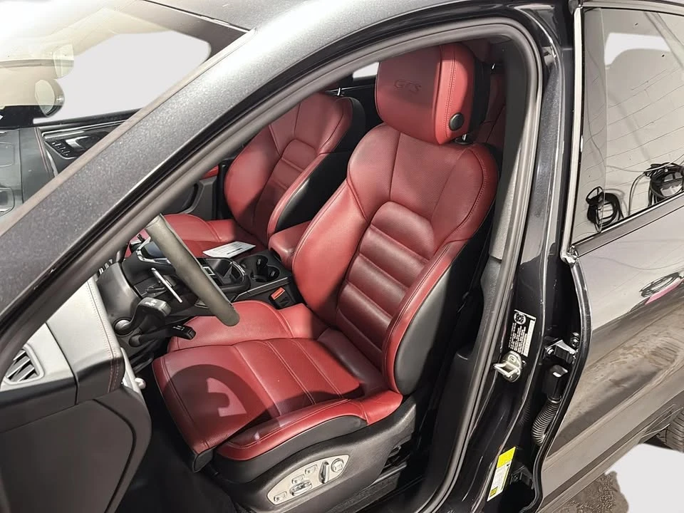 2022 Porsche Macan GTS - Image 10 of 17