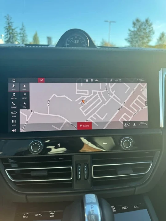 2022 Porsche Macan GTS - Image 10 of 10