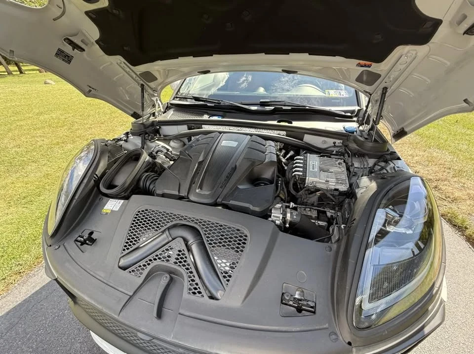 2022 Porsche Macan GTS - Image 12 of 12