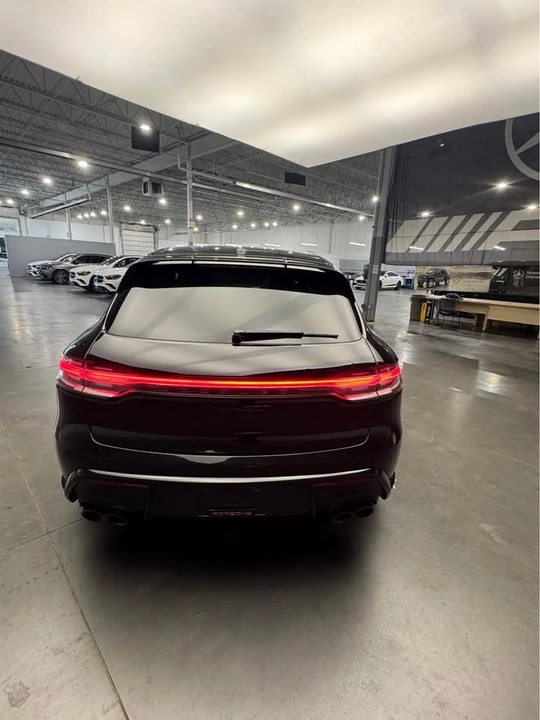 2022 Porsche Macan GTS - Image 5 of 10