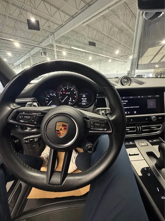 2022 Porsche Macan GTS - Image 10 of 10