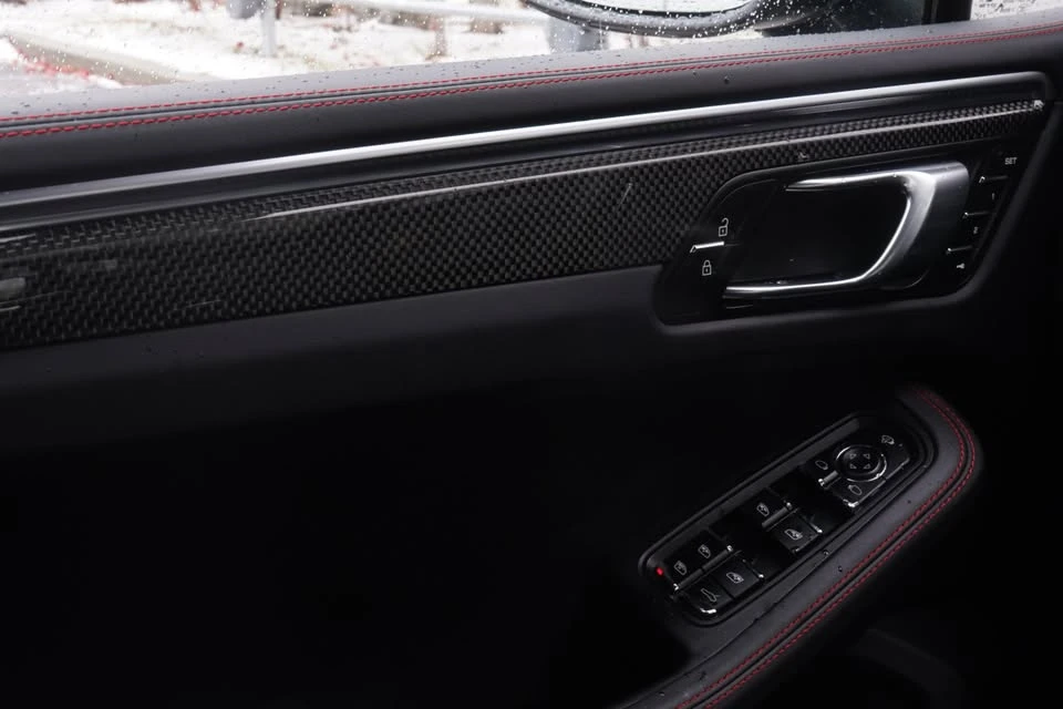 2022 Porsche Macan GTS - Image 11 of 20