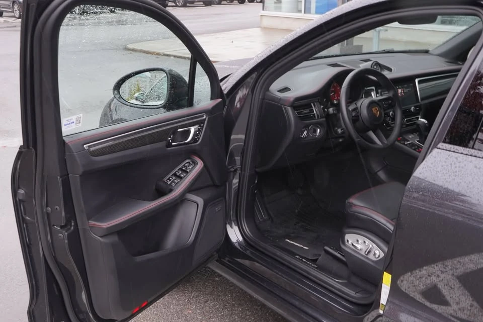 2022 Porsche Macan GTS - Image 7 of 20