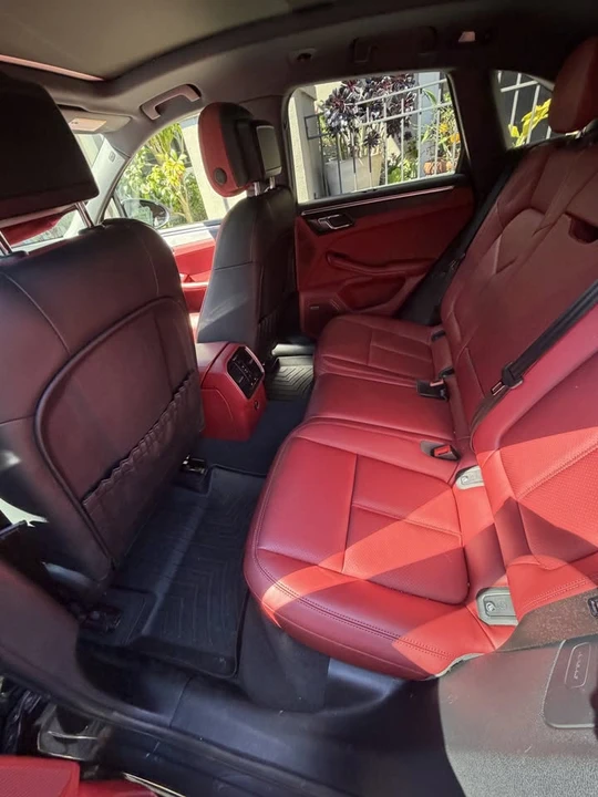 2022 Porsche Macan GTS - Image 4 of 10