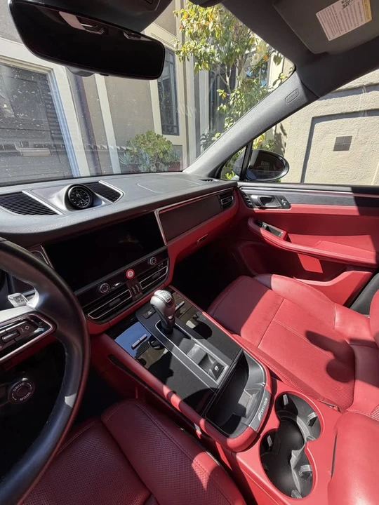 2022 Porsche Macan GTS - Image 6 of 10
