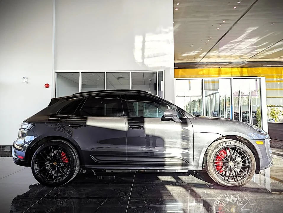2022 Porsche Macan GTS - Image 6 of 20