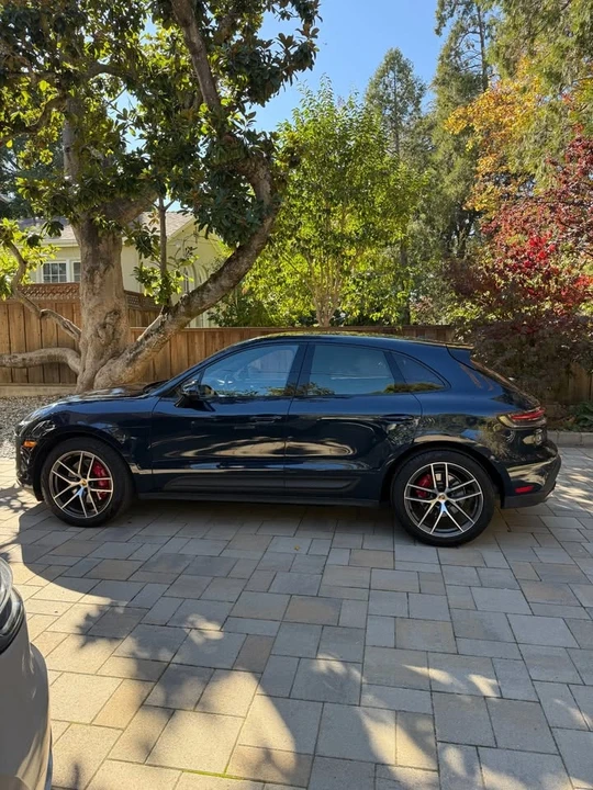 2022 Porsche Macan S - Image 2 of 7