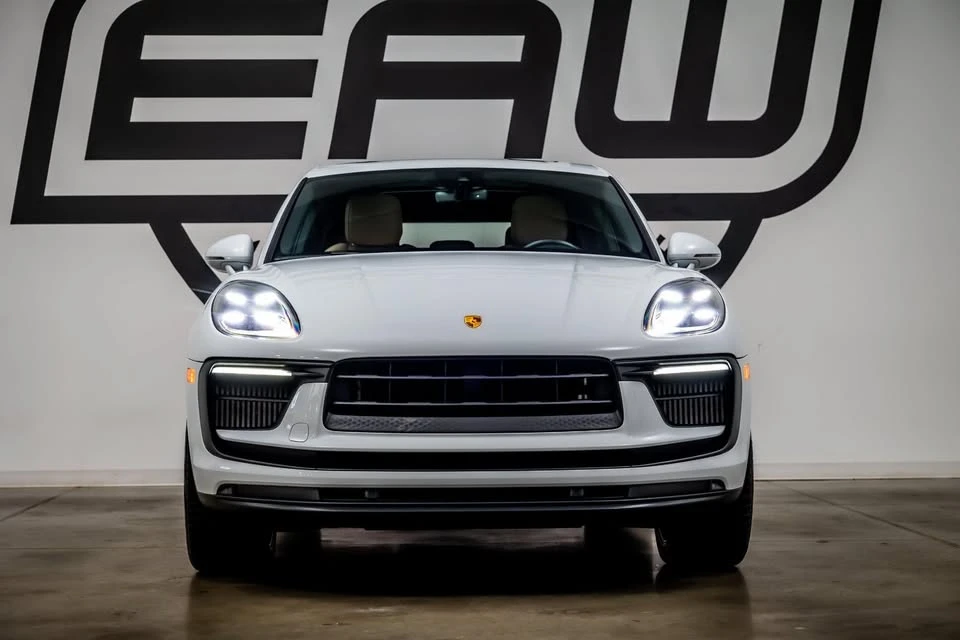 2022 Porsche Macan S - Image 4 of 12