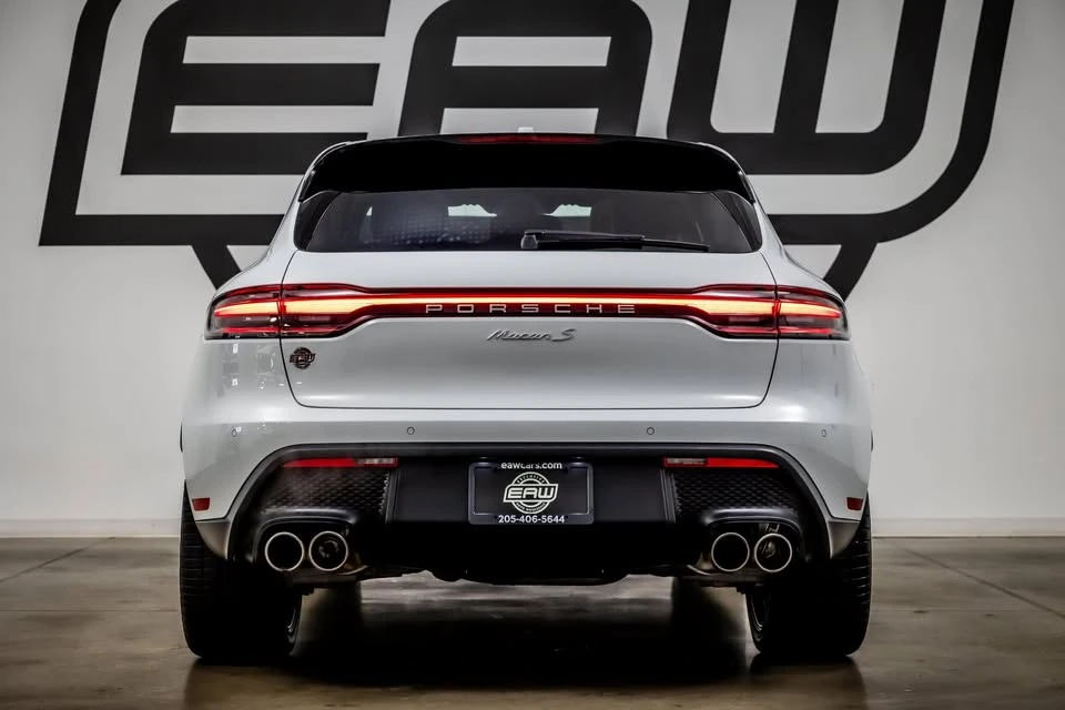 2022 Porsche Macan S - Image 5 of 12