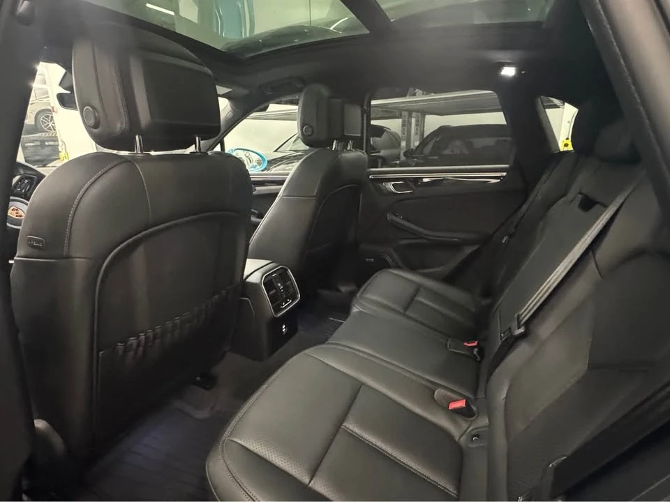 2022 Porsche Macan S - Image 10 of 11