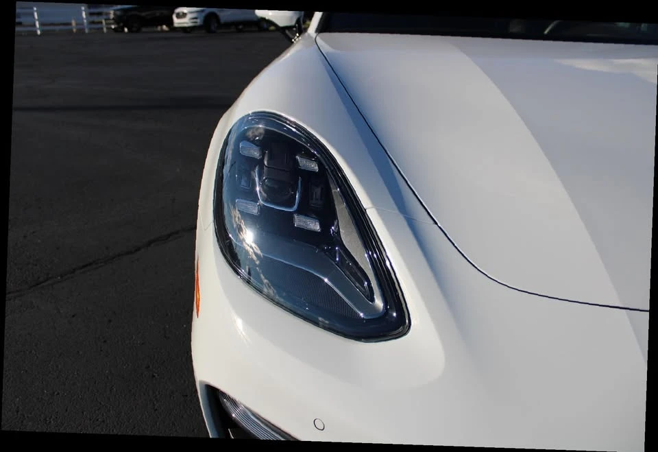 2022 Porsche 976 Panamera - Image 5 of 9