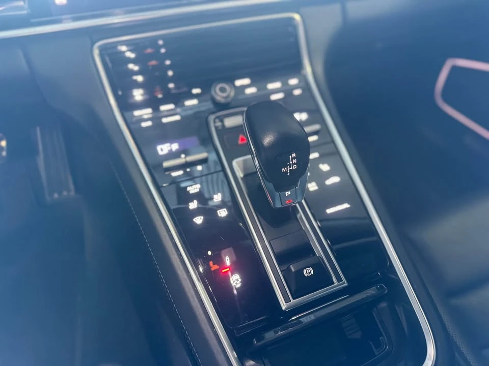 2022 Porsche 971 Panamera - Image 15 of 19