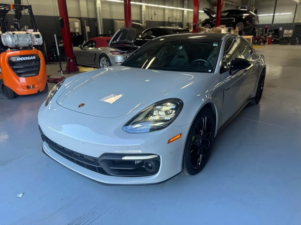 2022 Porsche 971 Panamera - Image 2 of 19