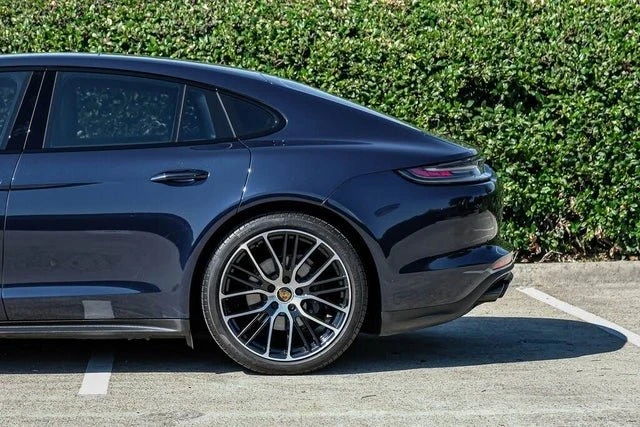 2022 Porsche 976 Panamera - Image 12 of 17