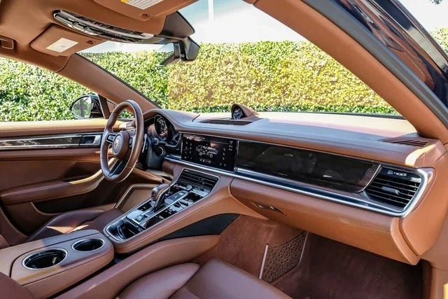 2022 Porsche 976 Panamera - Image 13 of 17