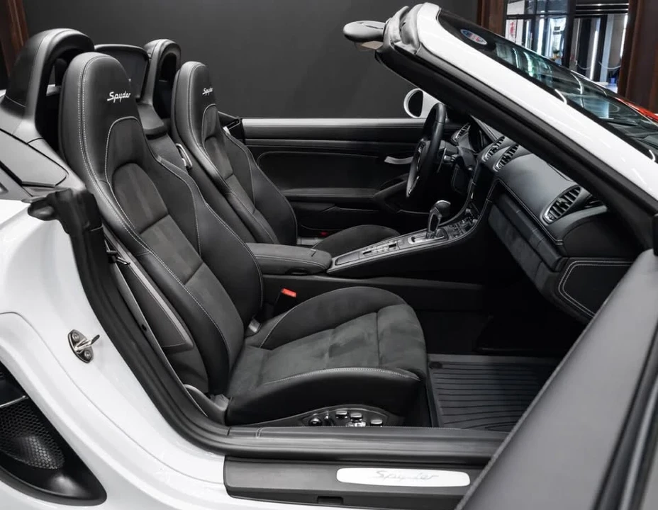 2022 Porsche 718 Boxster Spyder - Image 7 of 7