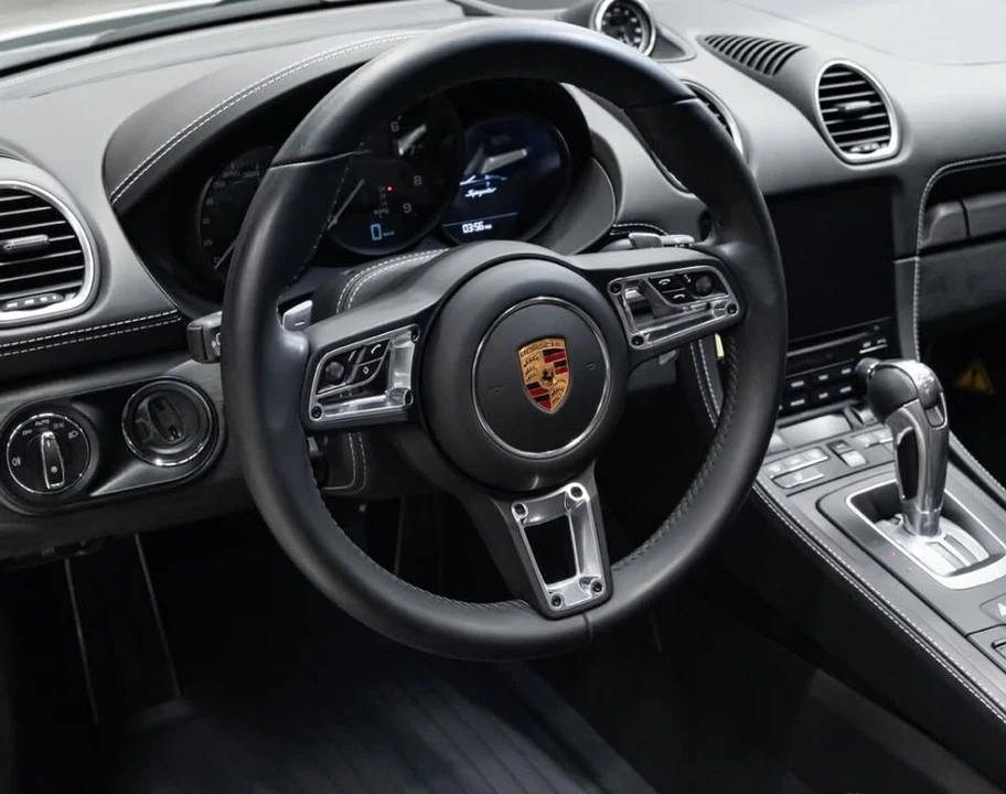 2022 Porsche 718 Boxster Spyder - Image 5 of 7