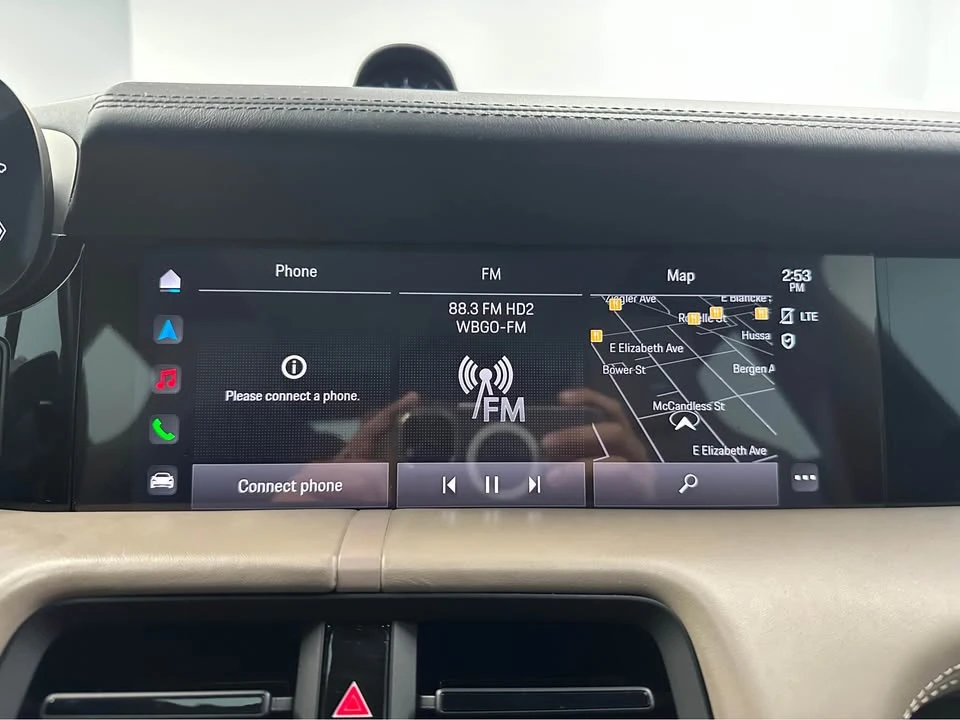 2022 Porsche Taycan - Image 6 of 16