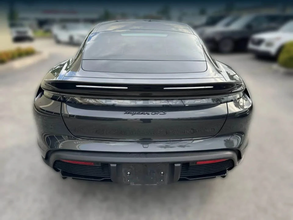 2022 Porsche Taycan - Image 5 of 15