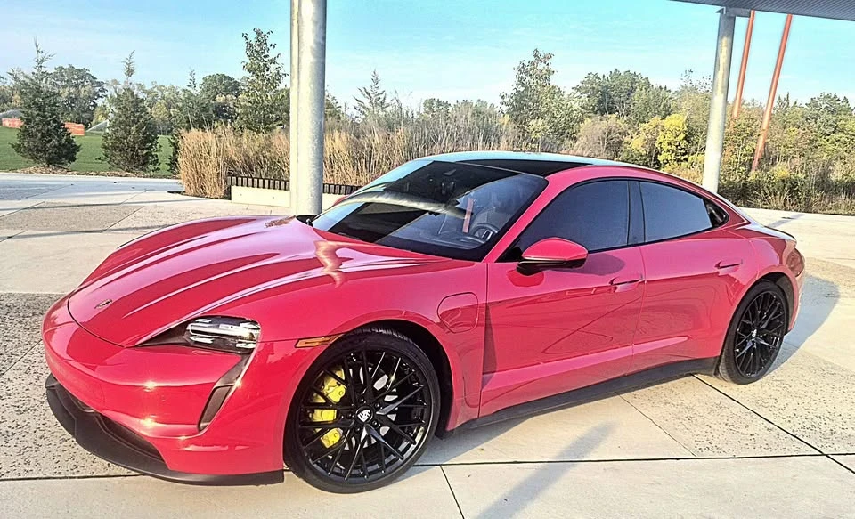 2022 Porsche Taycan - Image 2 of 9