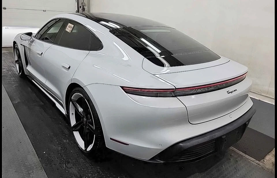 2022 Porsche Taycan - Image 2 of 4
