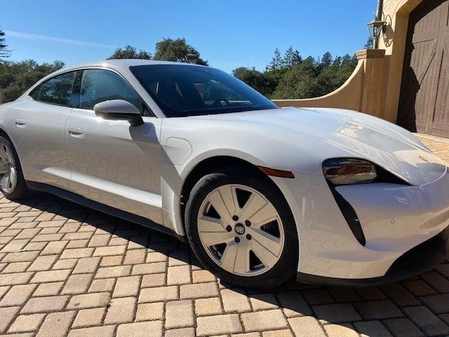 2022 Porsche Taycan - Image 3 of 9