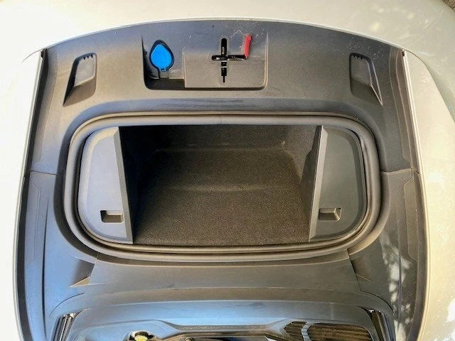 2022 Porsche Taycan - Image 9 of 9