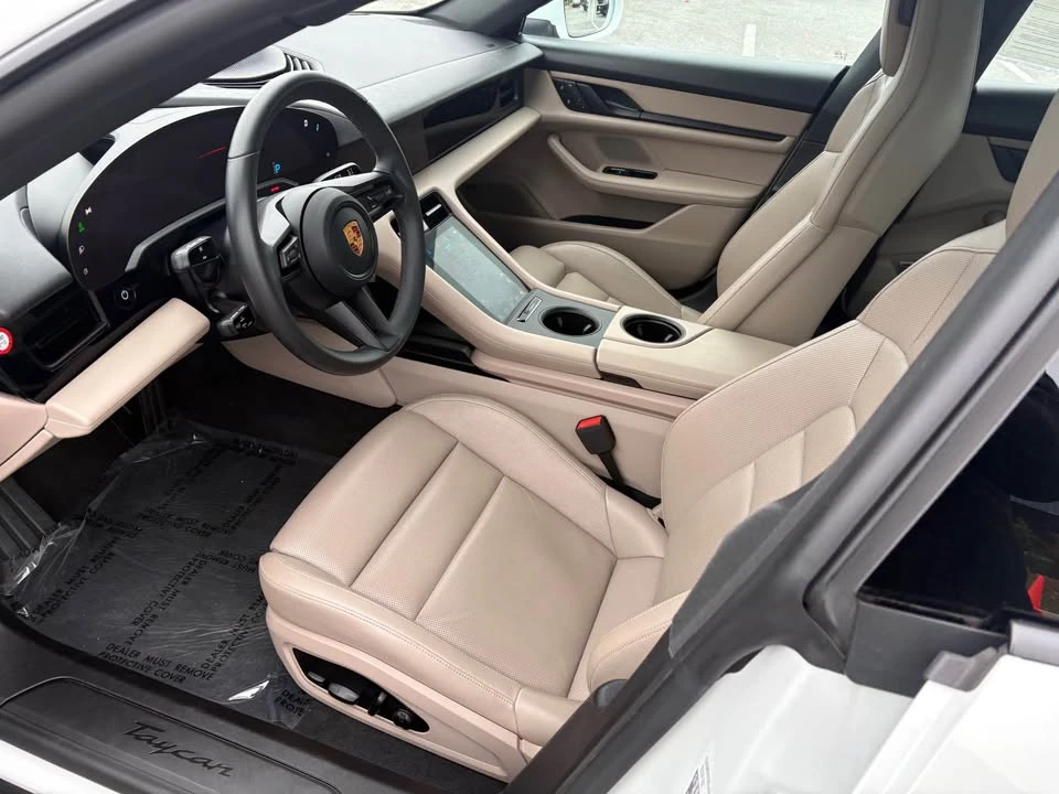 2022 Porsche Taycan - Image 4 of 5
